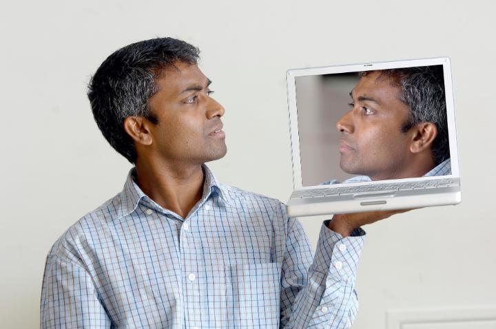 Hassan Ugail demonstrating facial recognition