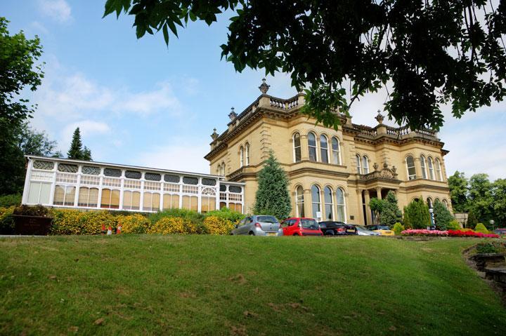 Photo of Heaton Mount building at the Emm Lane Campus in 2013, showcasing the landscape