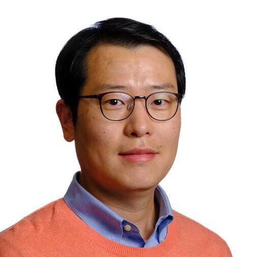 Dr Sang-Bum Park